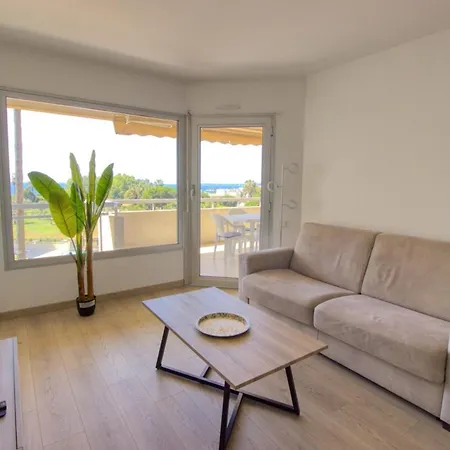With Swimming Pool - 1 Bedroom - 4 People - Sea View - Pa דירה *